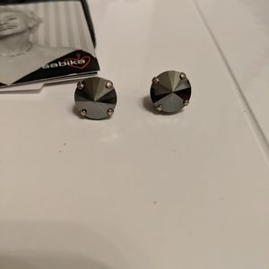 Retired Sabika Earrings